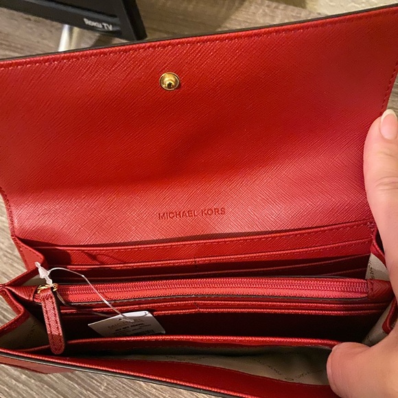 NWT Michael Kors Jet Set wallet - Picture 4 of 6